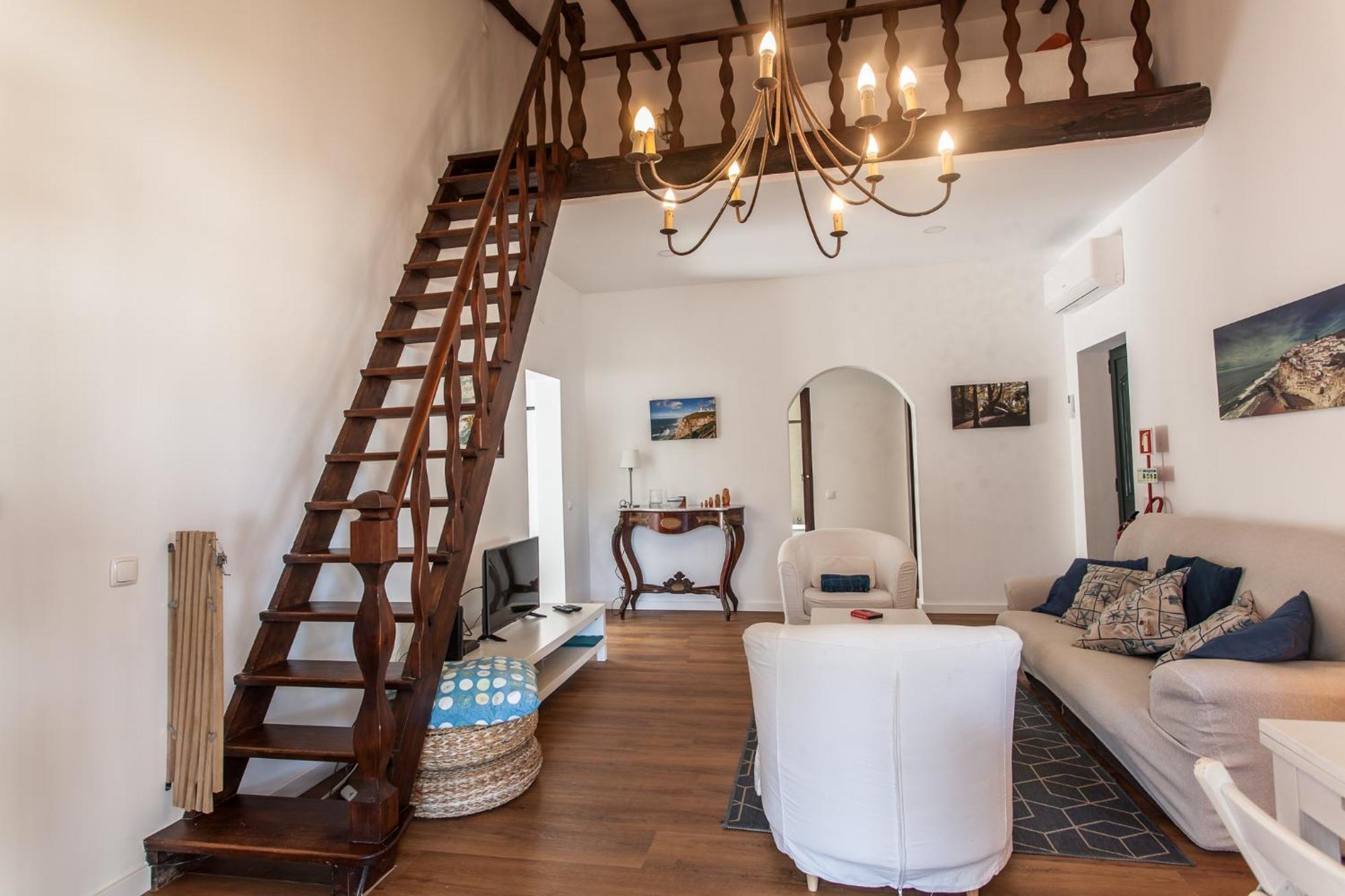 Ocean, Pines And Mountain - Renovated February 2025 - Ac Villa Colares Exterior photo